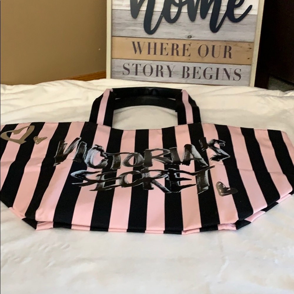 Victoria’s Secret Overnight bag
